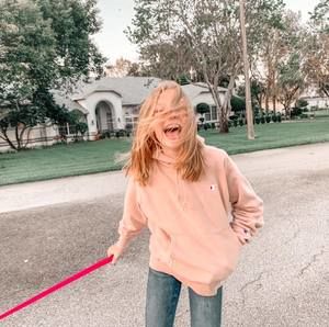 Meet your Posher, Bailey